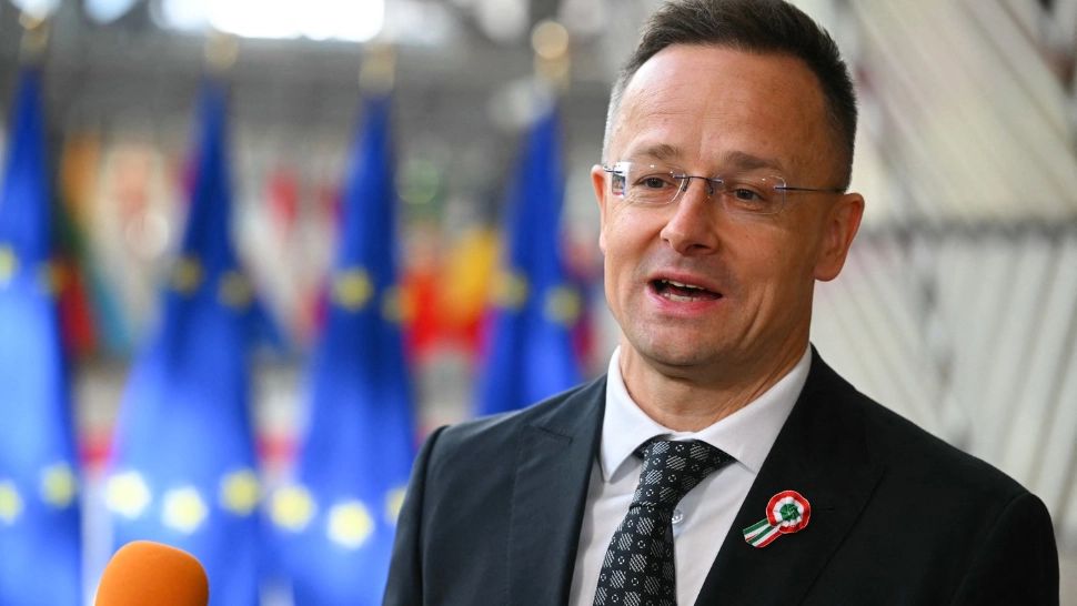 Ministrul de Externe al Ungariei arată cu degetul spre serviciile secrete în scandalul rapoartelor către Moscova: „M-au ascultat cu complicitatea unui jurnalist!”