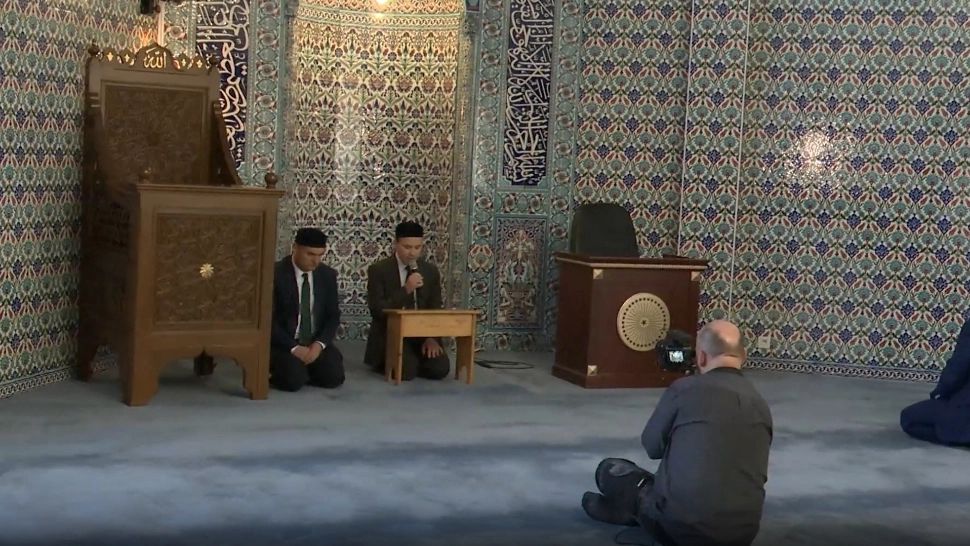 Membrii comunității musulmane din România au sărbătorit Iftarul: o seară a credinței și a unității sub semnul lunii sfinte Ramadan-VIDEO 