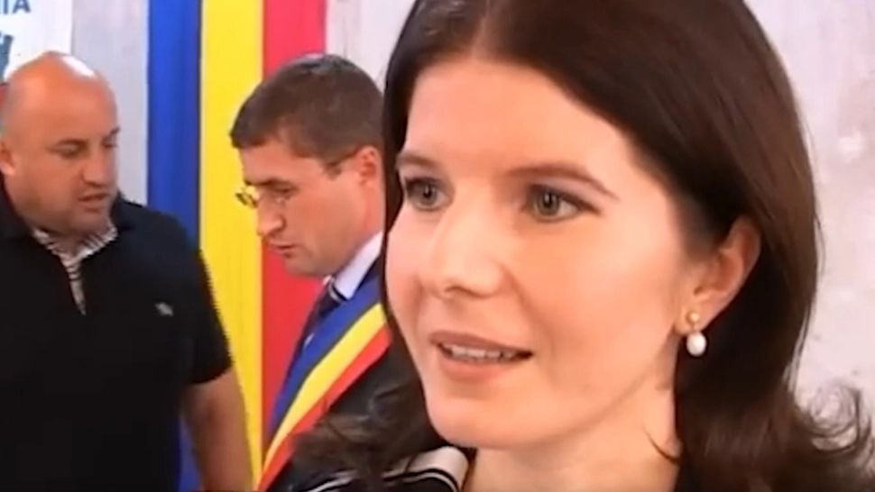 Acuzații BOMBĂ. Soții Iacob-Ridzi, presiuni și amenințări pentru a-și favoriza fiica