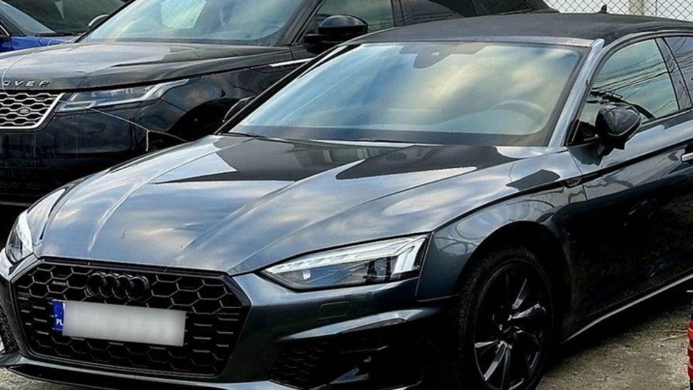 Autoturisme de peste 230.000 de lei, oprite la frontieră: erau căutate de autoritățile din Spania și Polonia