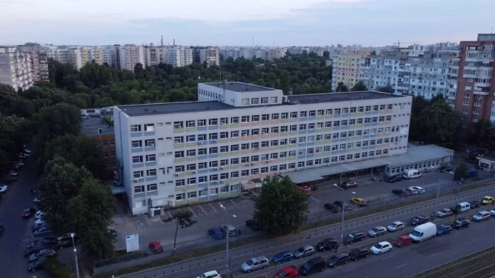 A fost arestat bărbatul care a furat o țeavă și un robinet de la Spitalul Pantelimon: polițiștii le-au recuperat de la fier vechi