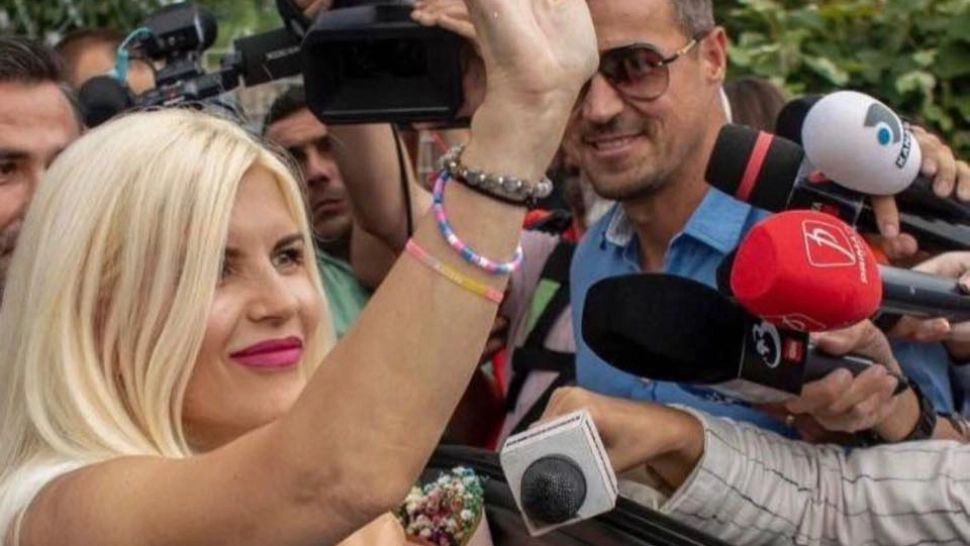 Elena Udrea reacționează după decizia instanței de ridicare a licenței postului de televiziune Realitatea Plus: „Când statul începe să decidă cine are voie să vorbească și cine nu”