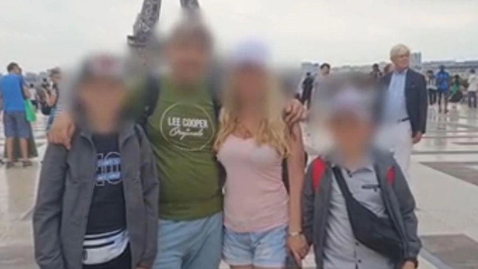 Drama ascunsă din spatele aparențelor: doi frați din Constanța, salvați după ce au cerut ajutor într-un mall. Erau bătuți crunt de părinți