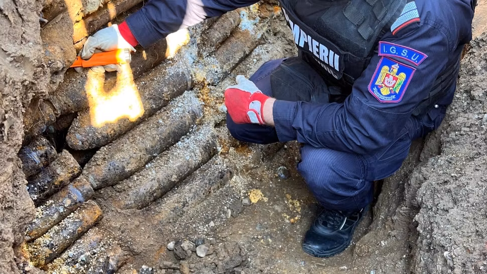 Depozit uriaș de muniție din Primul Război Mondial, descoperit accidental de echipele de intervenție