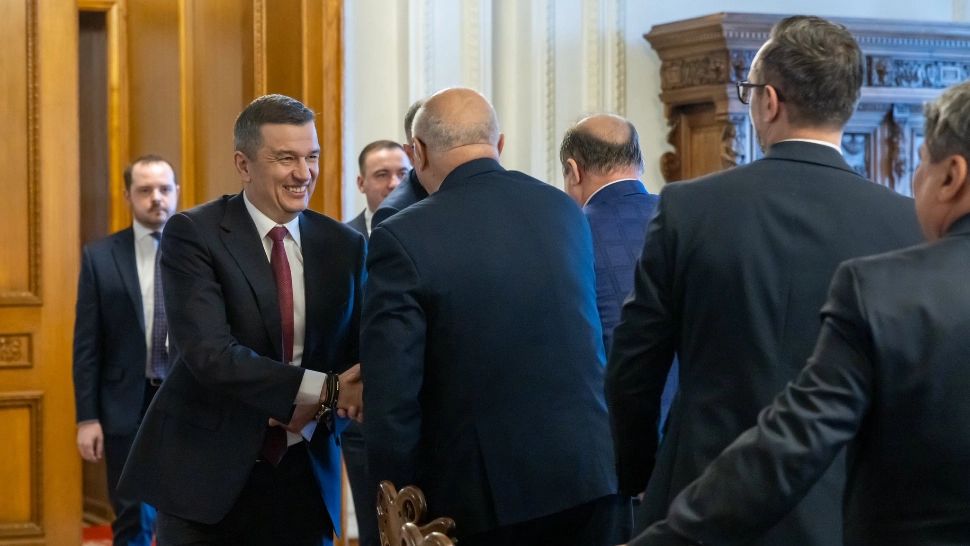 Grindeanu, după întâlnirea cu sindicatele și patronatele: „PSD își dorește ca România să aibă cât mai repede un nou Guvern!”