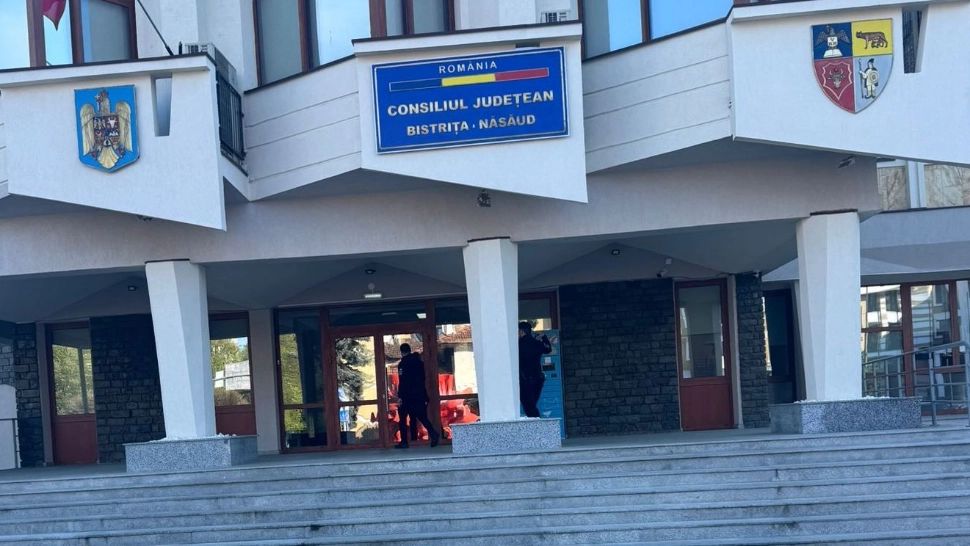 Descinderi DNA la CJ Bistrița-Năsăud. Radu Moldovan, după audieri: „Au luat documente și laptopul. Nu știu detalii despre dosar”