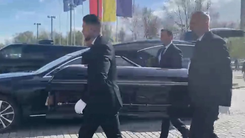 Omagiu pentru Mircea Lucescu. Sicriul în care se află trupul legendarului antrenor a ajuns la Arena Națională- programul complet al ceremoniilor