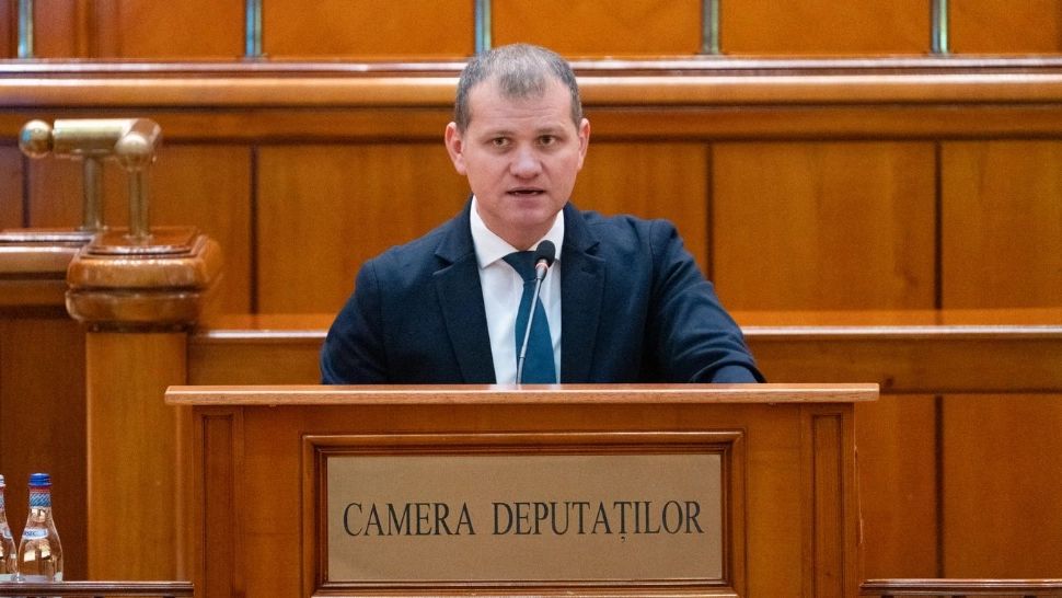 Valeriu Munteanu (deputat AUR): „USR mărește masiv prețul la apă. Jalonul 4 din PNRR devine pretext pentru scumpiri în lanț la energie și utilități”