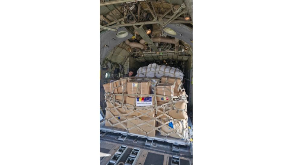 Transport umanitar românesc pentru Liban: 15 tone de provizii au plecat spre Beirut FOTO