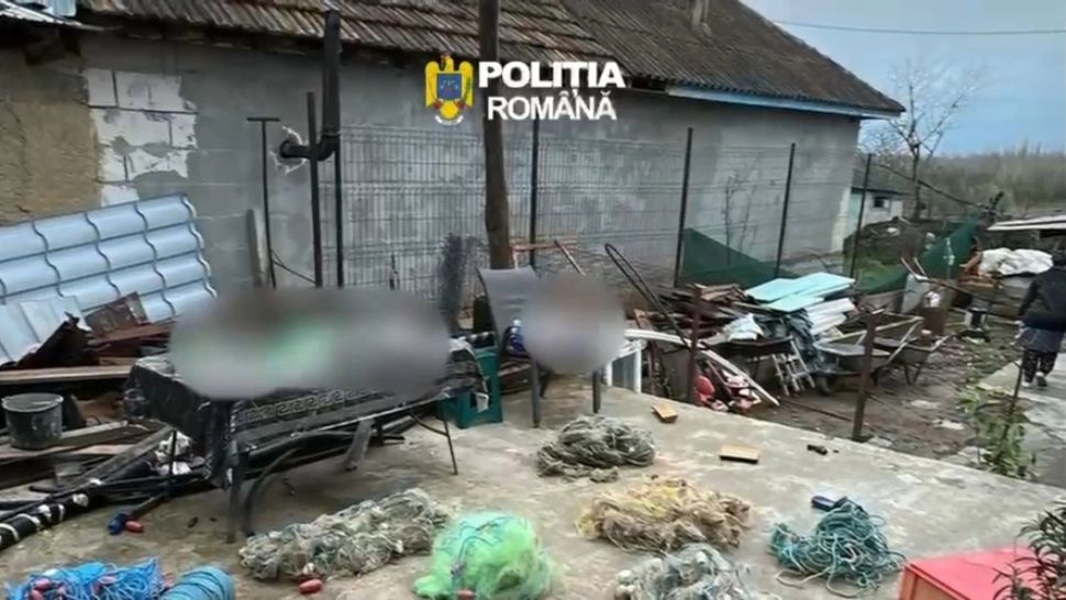Percheziții de amploare în Constanța: zeci de plase, motoare de bărci și echipamente ilegale, descoperite de polițiști