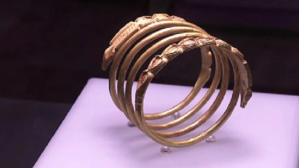 Noi ipoteze în jaful de la Muzeul Drents: brățara dispărută ar putea fi la un român. Ce spun anchetatorii