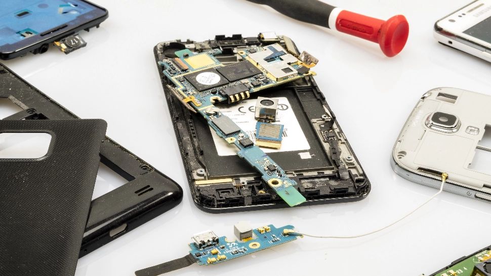 Telefoanele mobile se schimbă din 2027: reguli noi impuse de Uniunea Europeană