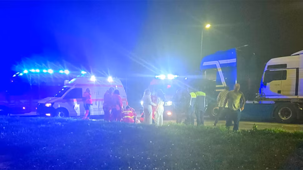 Alertă pe Autostrada A2. Șofer de TIR resuscitat pe sensul spre Constanța, în urma unui stop cardio-respirator