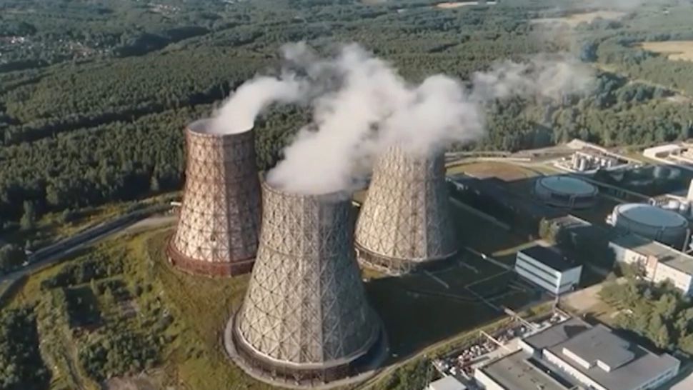 România vinde, Europa naționalizează în plină criză. În timp ce statul preia controlul în principalele țări din UE, noi scoatem la vânzare