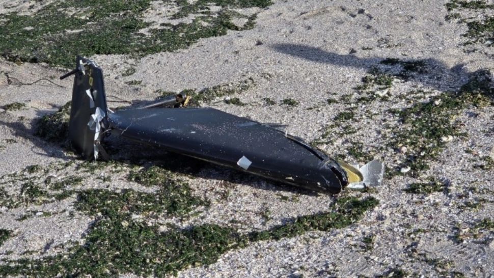 Alertă la Tuzla: posibile fragmente de dronă descoperite pe plajă. Autoritățile, prezente la fața locului - FOTO