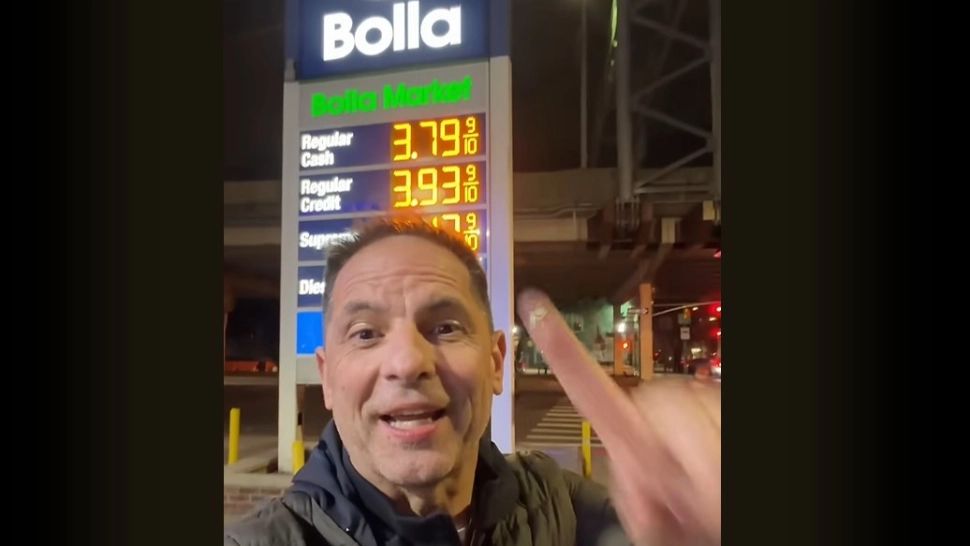 De ce plătim mai mult pe benzină decât americanii? Comparația virală făcută de Dan Negru | VIDEO