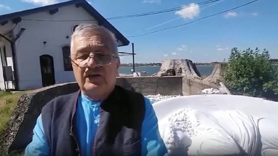 Anchetă de amploare: cine i-a incendiat casa lui Dinescu? „Mi-au dat foc și la vie!”