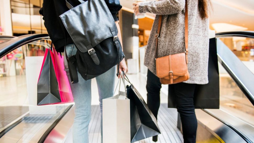 Unde mai poți face cumpărături în prima zi de Paște în București. Singurul mall și hypermarket, deschise celor care au nevoie de produse