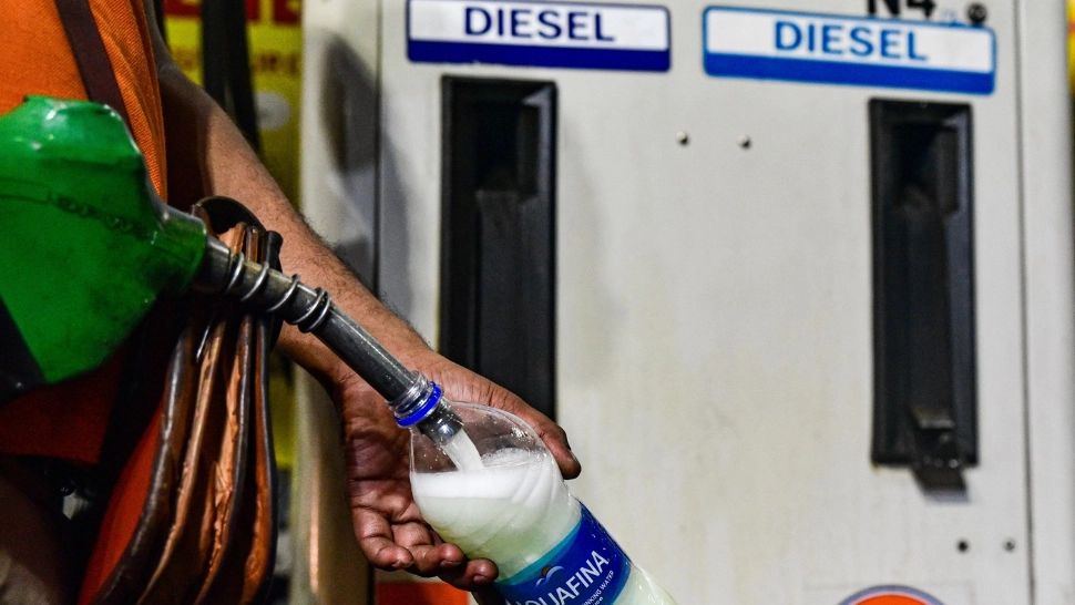 Nicușor Dan, despre reționalizarea carburanților: „Încă nu am ajuns acolo”. Ce măsuri pregătesc autoritățile