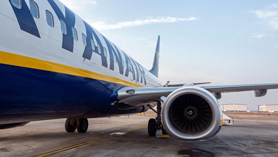 Criză de combustibil în Europa: patru aeroporturi din nordul Italiei introduc restricții pentru realimentarea aeronavelor