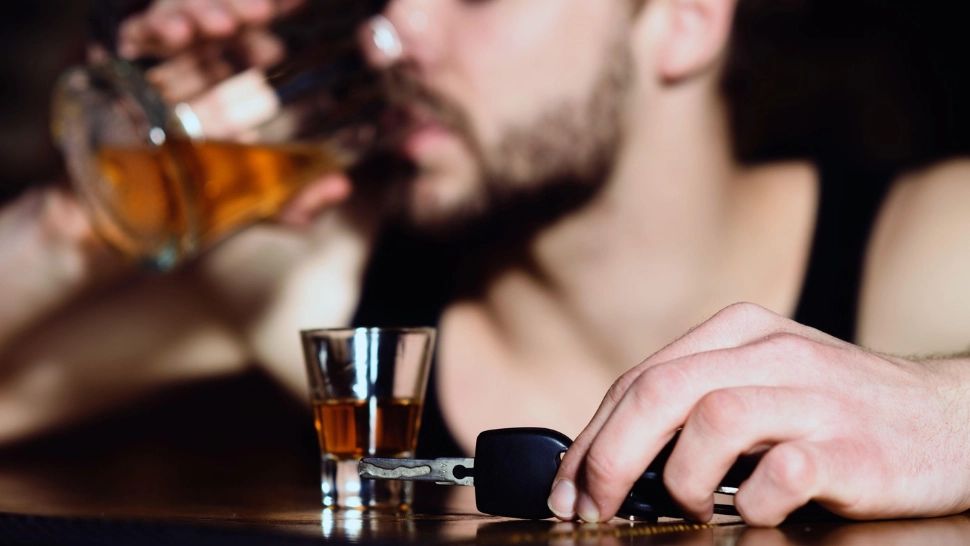 Urmărire ca-n filme în trafic, în Argeș: tânăr prins după 25 km, fără permis și băut