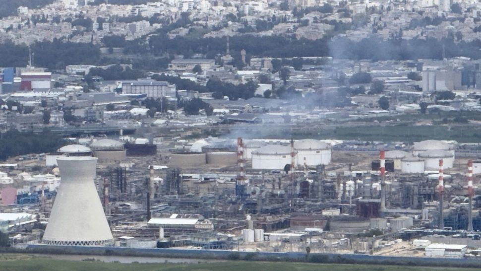 Femeie din Nazaret, acuzată de spionaj pentru Iran! Ar fi transmis imagini cu rafinăria din Haifa