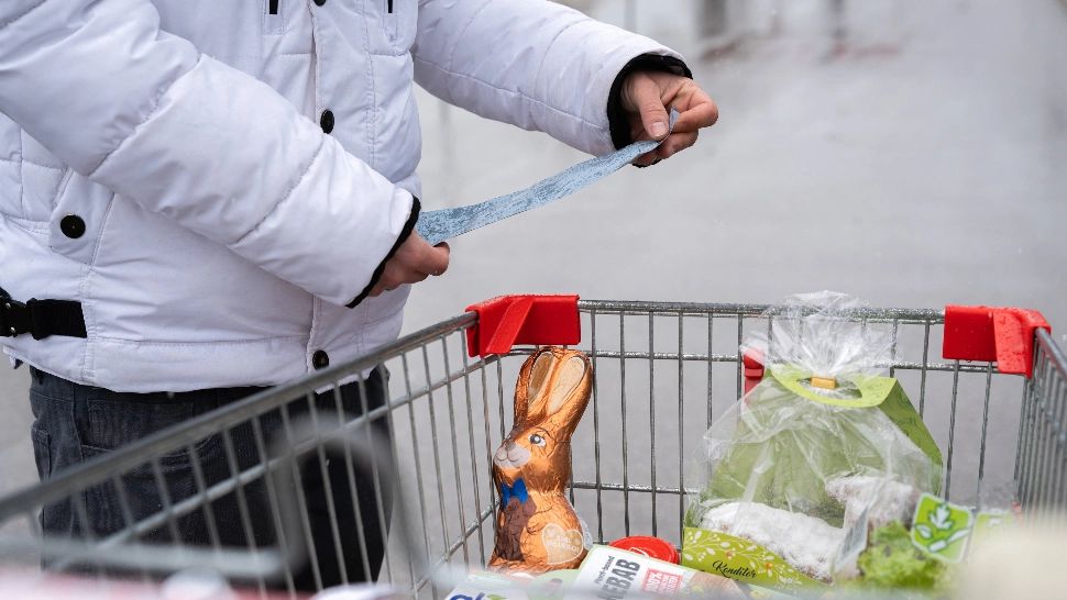 Șoc la raft: prețurile cresc cu până la 30% înainte de Paște. Cu cât se vinde carnea de miel