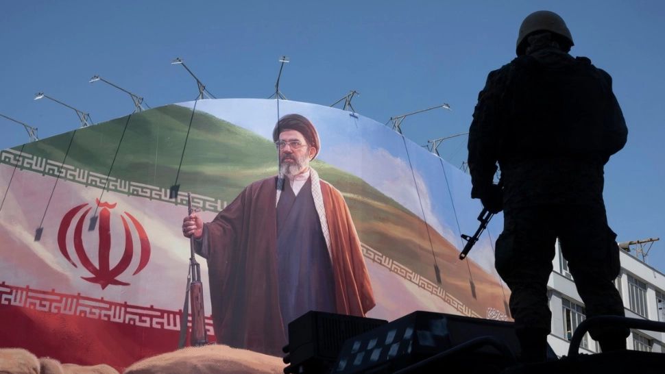 Liderul Iranului, mutilat dar lucid. Mojtaba Khamenei ar lua decizii critice din izolare