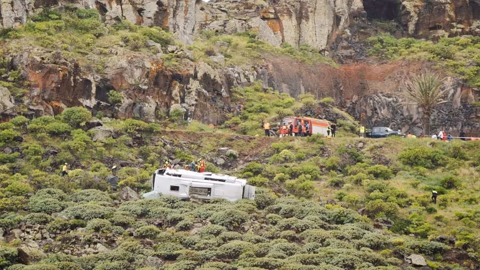 Tragedie în Spania. Un mort și 14 răniți după un accident de autocar pe insula La Gomera din arhipelagul Canare- VIDEO