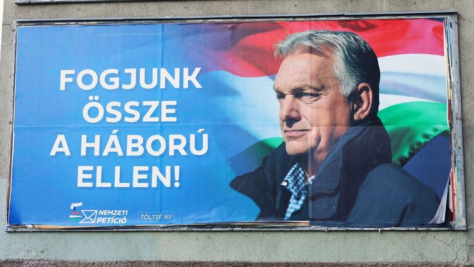 Cum a ajuns Viktor Orban să fie sprijinit și de Putin, și de Trump? Hillary Clinton oferă o explicație tranșantă