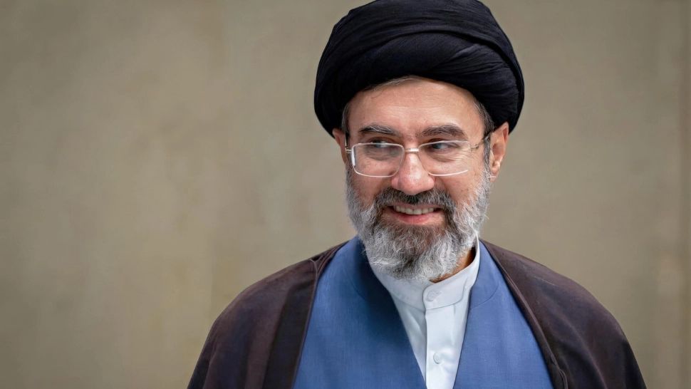 Iranul, condus din umbră: apar informații noi despre rolul real al lui Mojtaba Khamenei