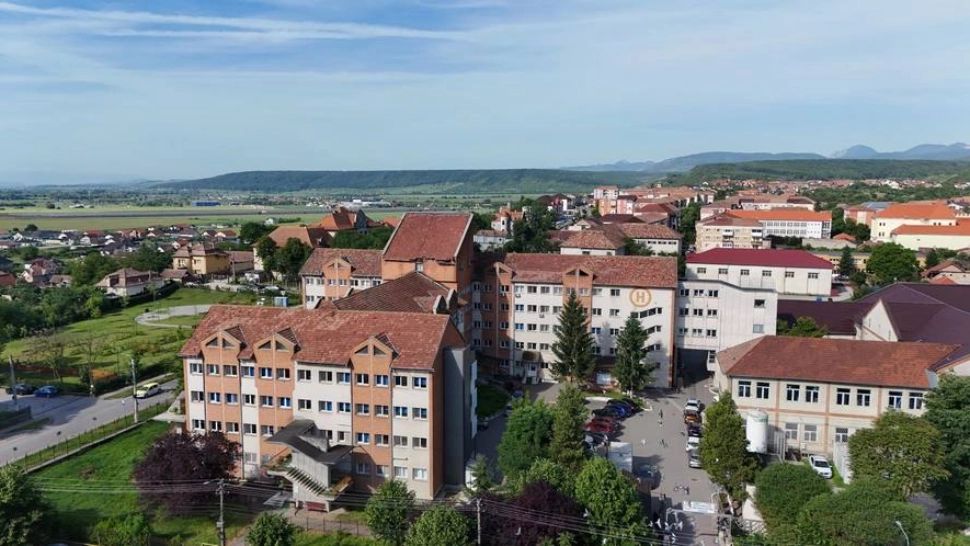 Controale stricte la ieșirea din tură pentru angajații din spital, după descoperirea unor alimente nejustificate