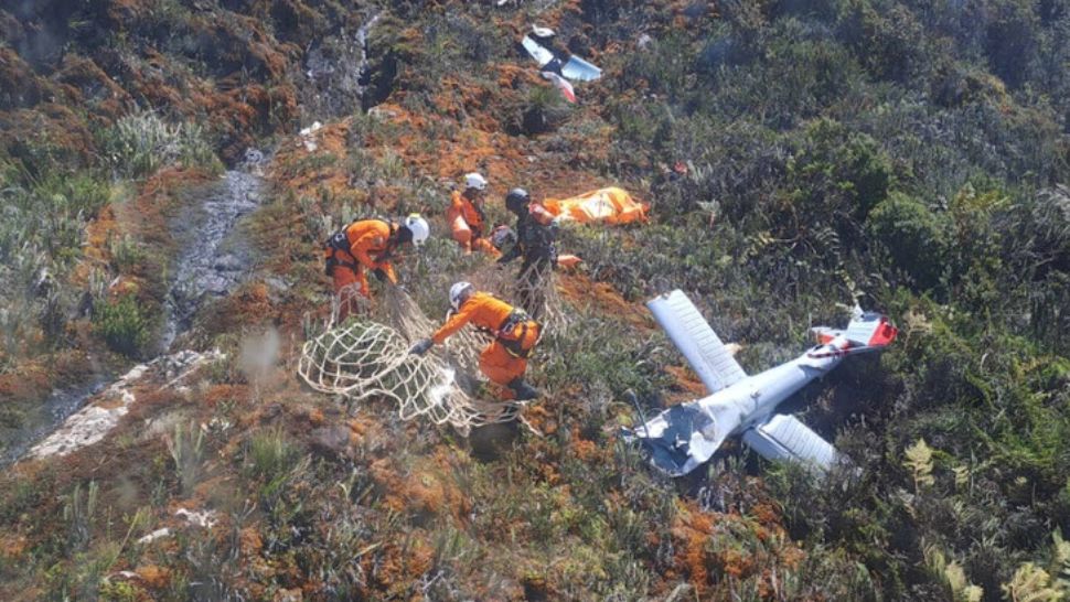 Elicopter prăbușit în Indonezia: toate persoanele aflate la bord au murit