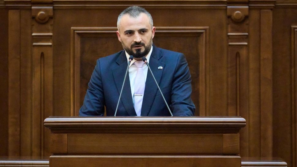 Nicolae Vlahu (senator AUR): „După aproape doi ani, CCR inventează motive pentru anularea alegerilor. Românii nu mai pot fi păcăliți”