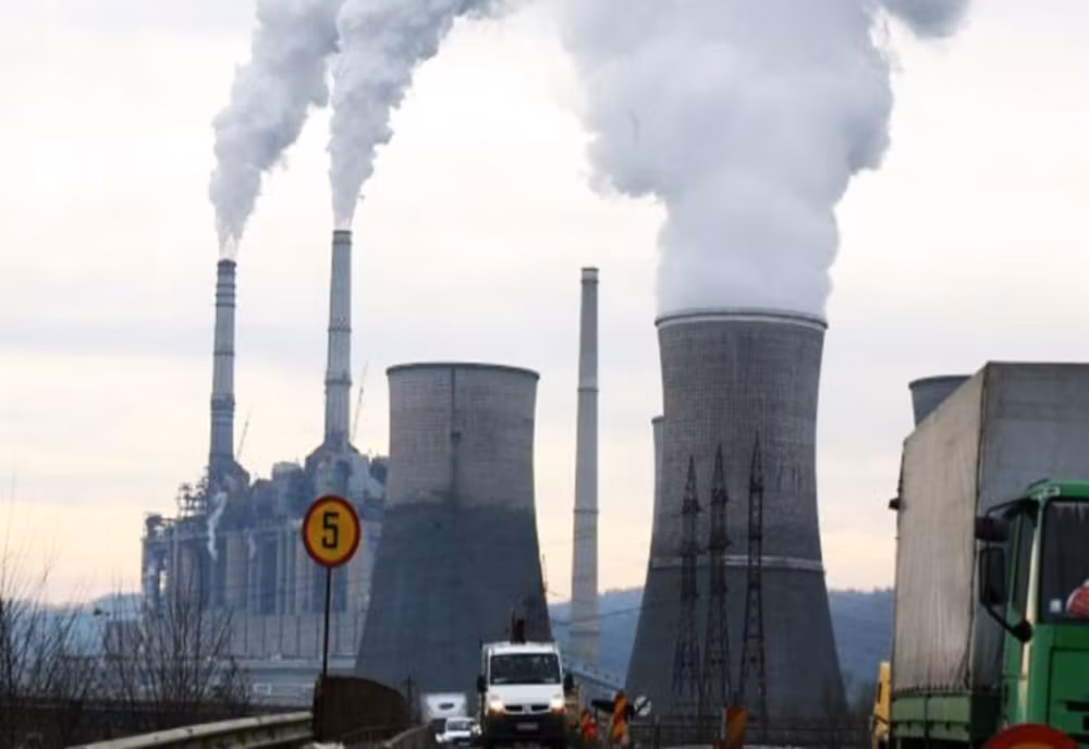 Val de disponibilizări la CEO: peste 300 de angajați pleacă de la 1 mai 