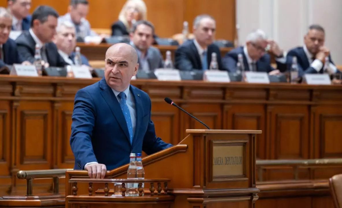 PSD și AUR au strâns semnăturile necesare pentru moțiunea de cenzură împotriva Guvernului Bolojan