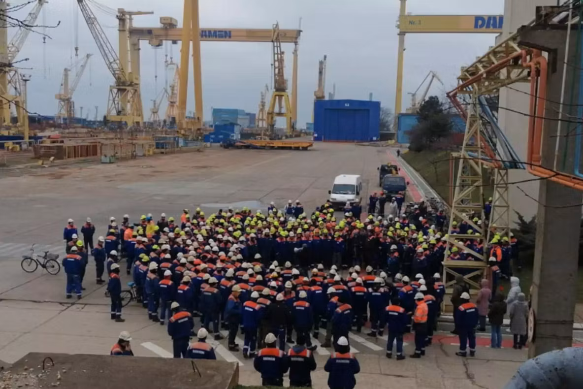 Sindicatul de la Damen Mangalia a atacat în instanță decizia de blocare a plății restanțelor salariale