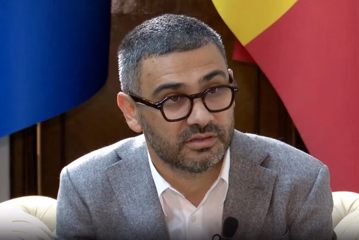  Ce se va întâmpla cu livrarea pensiilor pe card și poștă. Florin Manole: ”Plătim de zece ori mai mult la poștă decăt la bănci”