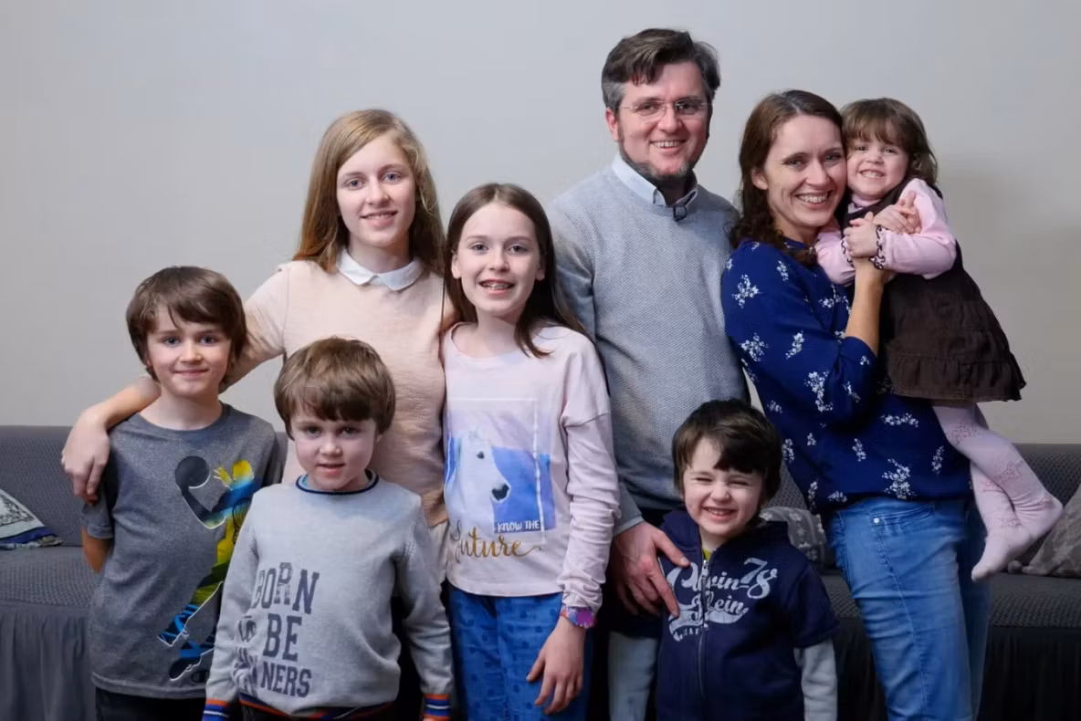 Cazul familiei Bodnariu naște noi controverse. Drama părinților lăsați fără cei cinci copii de statul norvegian