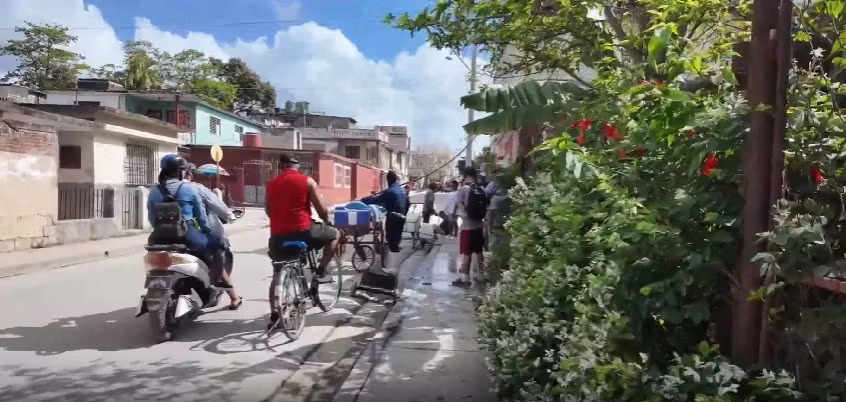 Pene masive de curent și gaz în Cuba. Locuitorii mănâncă o dată pe zi