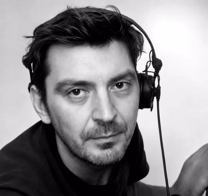 Doliu în muzica românească! DJ Bob Fontana, legenda trupei Ro-Mania, s-a stins din viață la doar 44 de ani