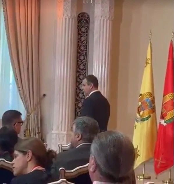 Nicușor Dan, față în față cu Eugen Tomac: imaginile momentului VIDEO
