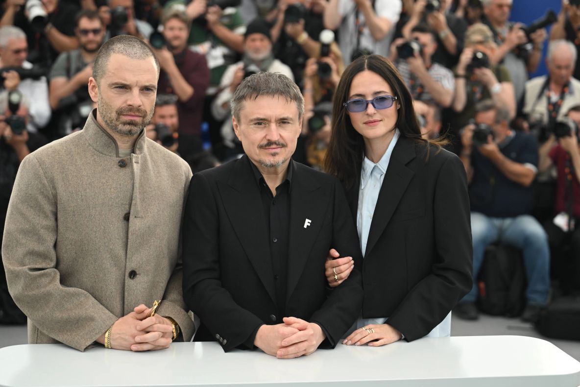 România, în lumina reflectoarelor! Filmul „Fjord”, regizat de Cristian Mungiu, a ridicat sala în picioare la Cannes