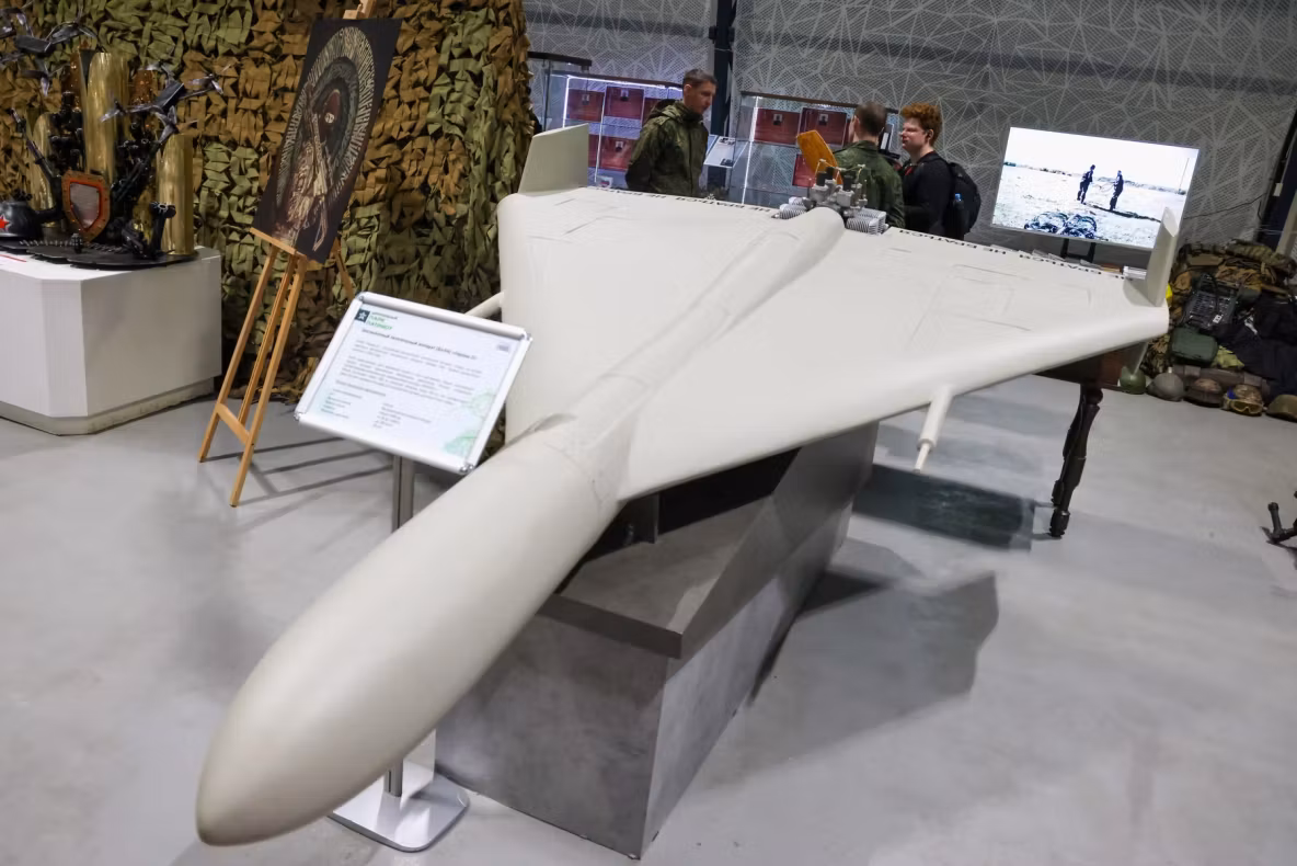 Ce este Geran-2, drona rusească care s-a prăbușit în Galați. Cum ajung piese occidentale în armele Rusiei