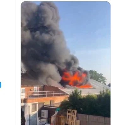 Incendiu în cartierul evreiesc Golders Green din Londra: un supermarket cușer, vizat recent de atacuri, în flăcări VIDEO