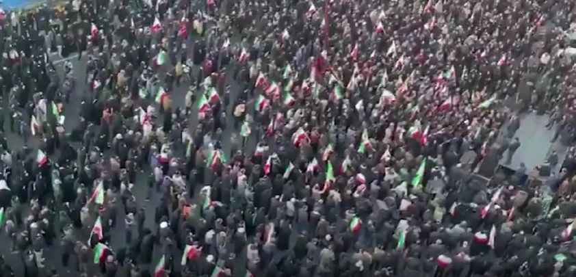 Armistițiul e în aer. Noi ciocniri între SUA și Iran