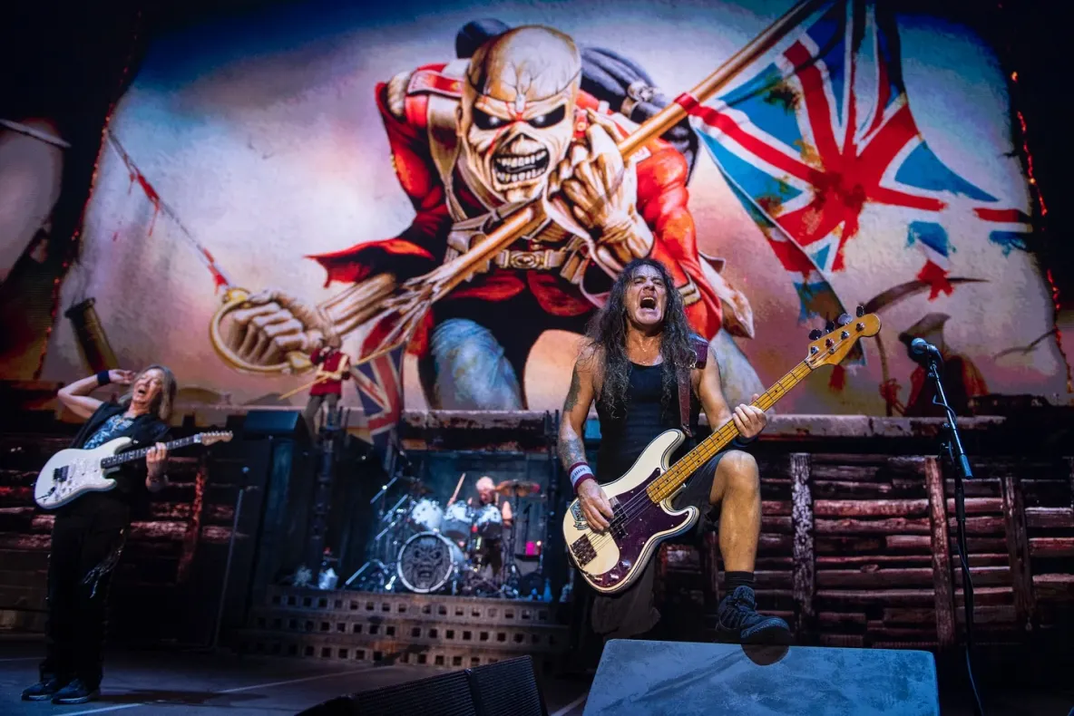 Concertul Iron Maiden modifică traficul în zona Arenei Naționale. Liniile STB care vor circula pe trasee deviate