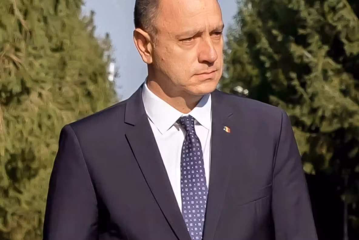 Mihai Fifor, atac dur la Ilie Bolojan după noile date publicate de INS: "Pleacă! Lasă-ne! Poate mai reușim să salvăm ceva"