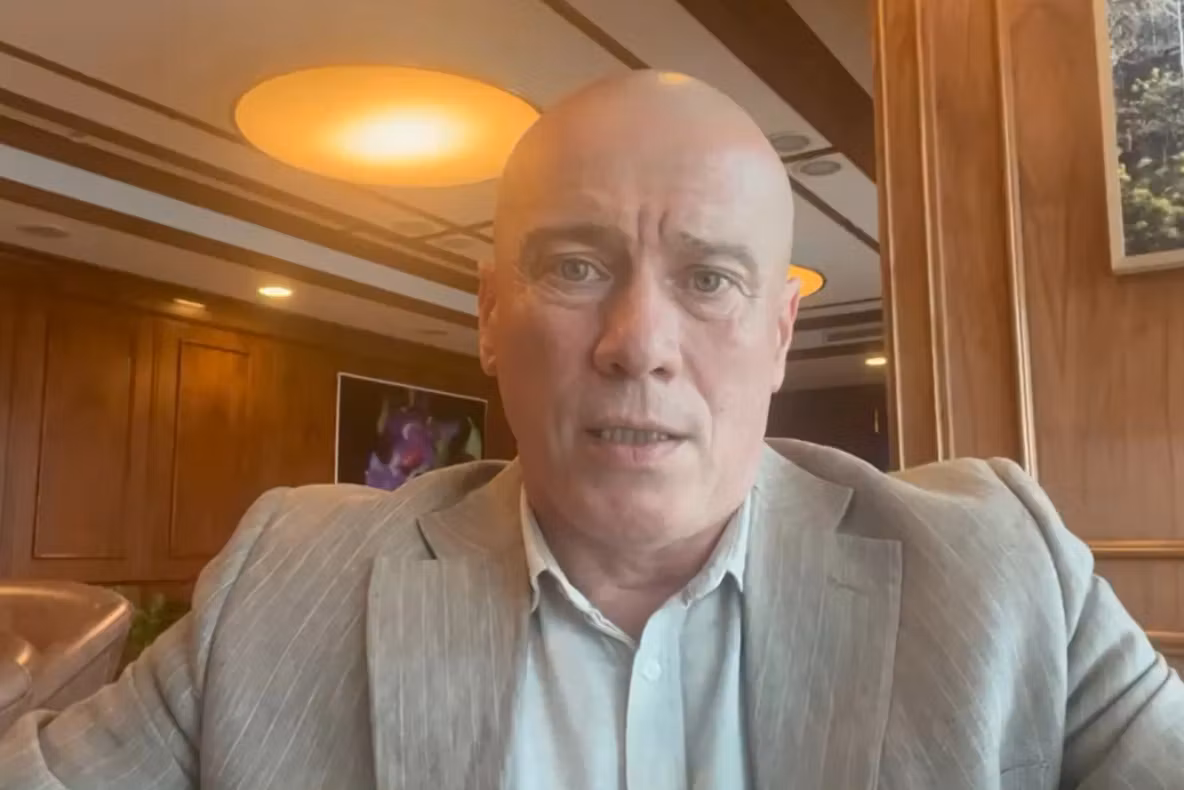 Prima reacție a ministrului Culturii, după ce a fost înregistrat înjurând interesul național: ”Cineva dorește să mă discrediteze”-VIDEO