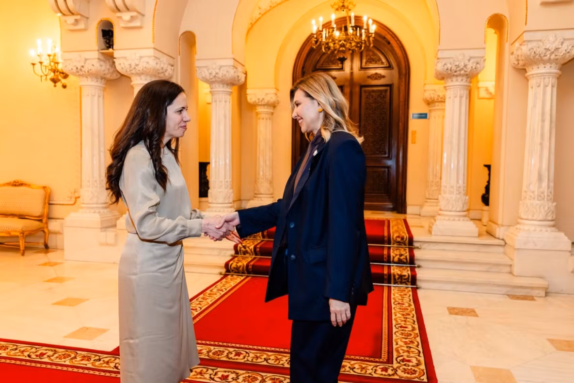  Mirabela Grădinaru a primit-o pe Olena Zelenska la Palatul Cotroceni. Imagini de colecție cu cele două prime doamne